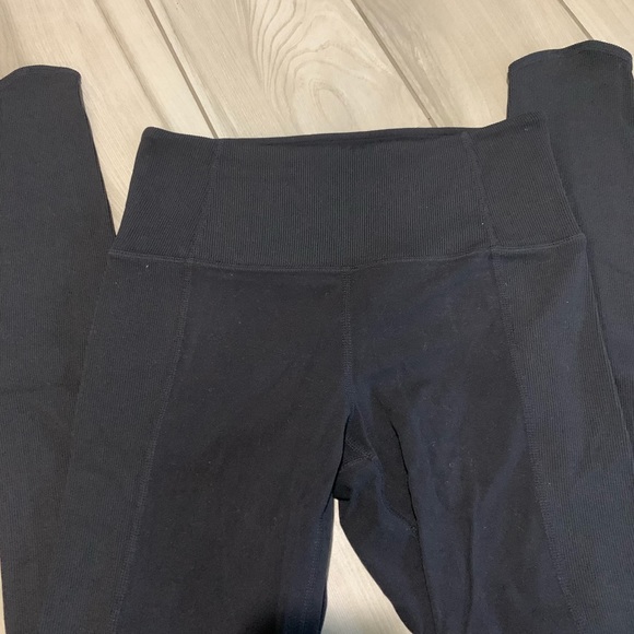 Athleta leggings - Picture 2 of 6